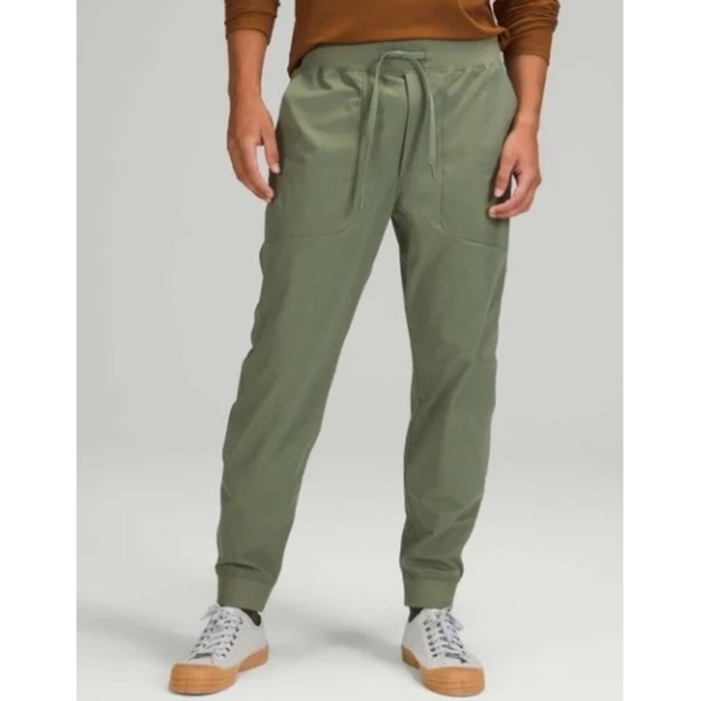 Lululemon ABC Jogger 30" *Warpstreme Green Twill Size Large